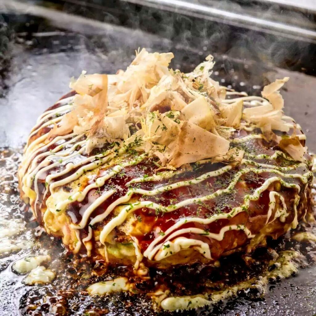 Okonomiyaki Teppanyaki Morimoto ญี่ปุ่นแบบแท้ๆ ตั้งอยู่ที่อาคารนัมเบอร์วัน ชั้น 4 ถนน พัฒน์พงศ์ 1 แขวงสุริยวงศ์ เขตบางรัก กรุงเทพมหานคร